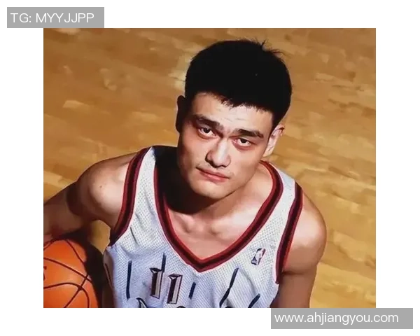 姚明的完美脸型揭秘：如何塑造理想的面部轮廓与气质魅力