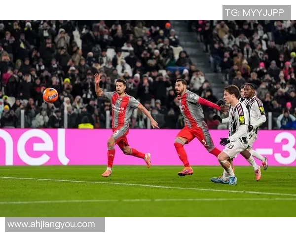 意甲激战尤文图斯与热刺握手言和神奇扑救引发全场热议与转会传闻