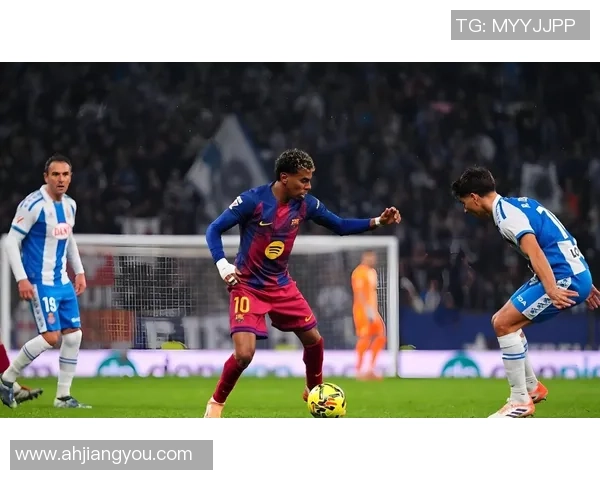 欧联杯阿森纳逆转巴萨精彩帽子戏法引爆全场十大进球回顾