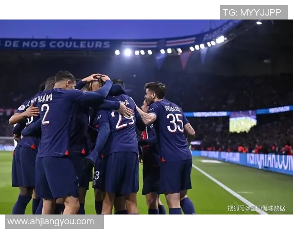 中超精彩对决AC米兰与巴黎圣日耳曼战成平局帽子戏法引发热议